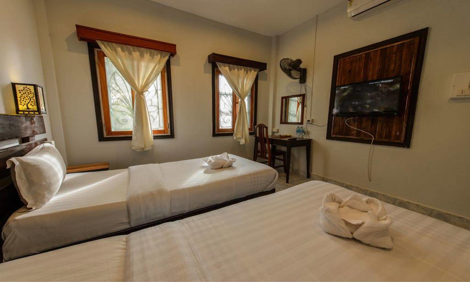 Sabaidee Guesthouse Luang Prabang Esterno foto